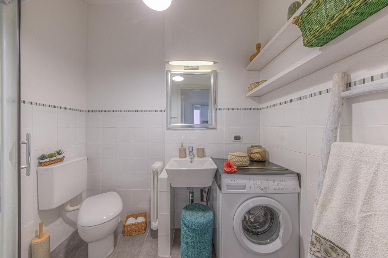 Annie House Appartamento Chic E Accogliente Сестри-Леванте Экстерьер фото